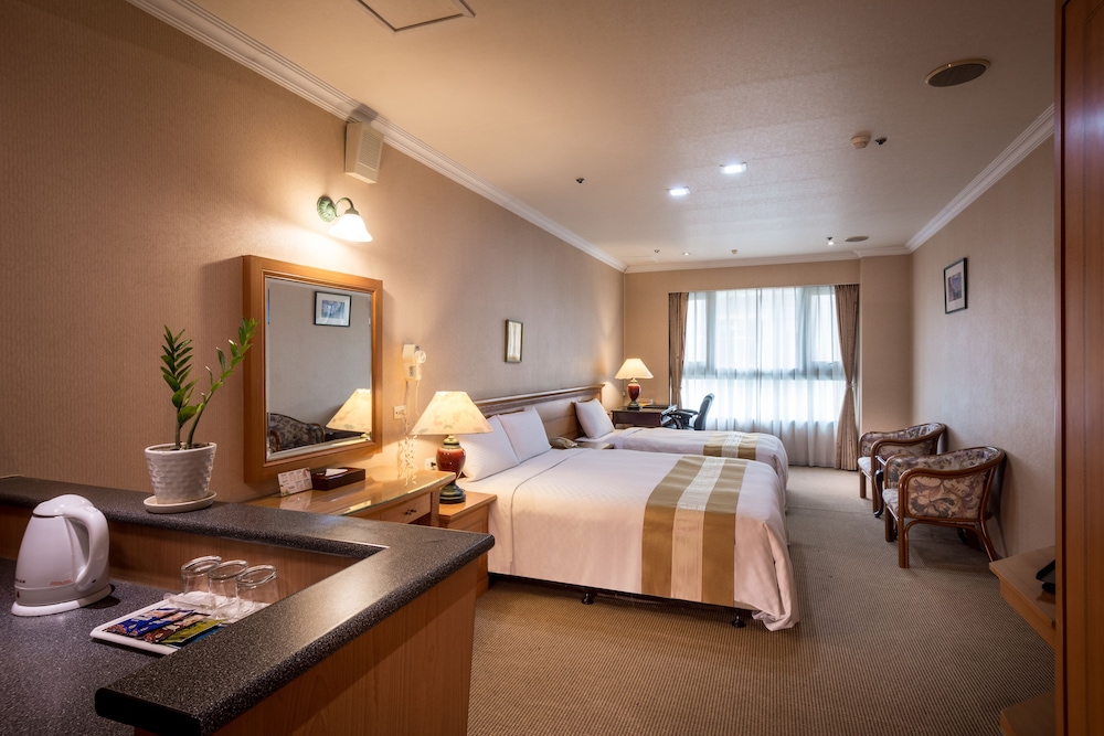 Jin Pin Hotel 24/73