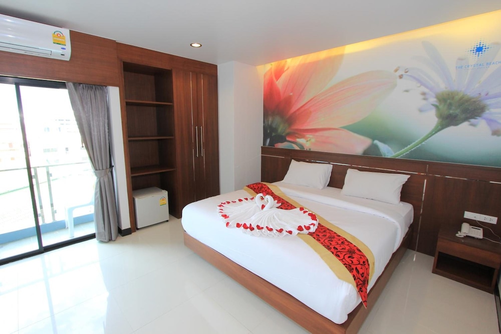The Crystal Beach Hotel 23/56