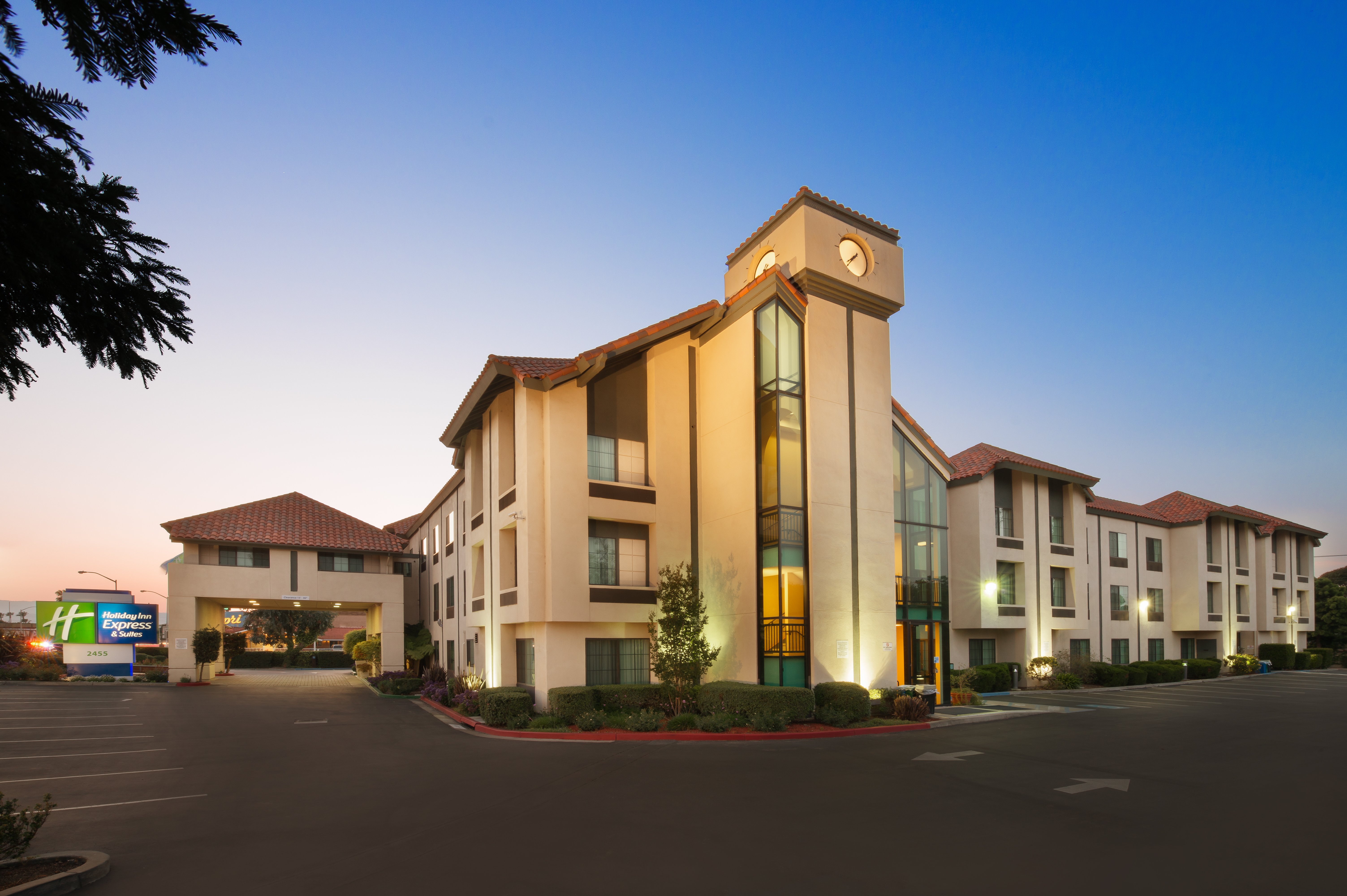 Holiday Inn Express Hotel Suites Santa Clara Silicon Valley 6/75