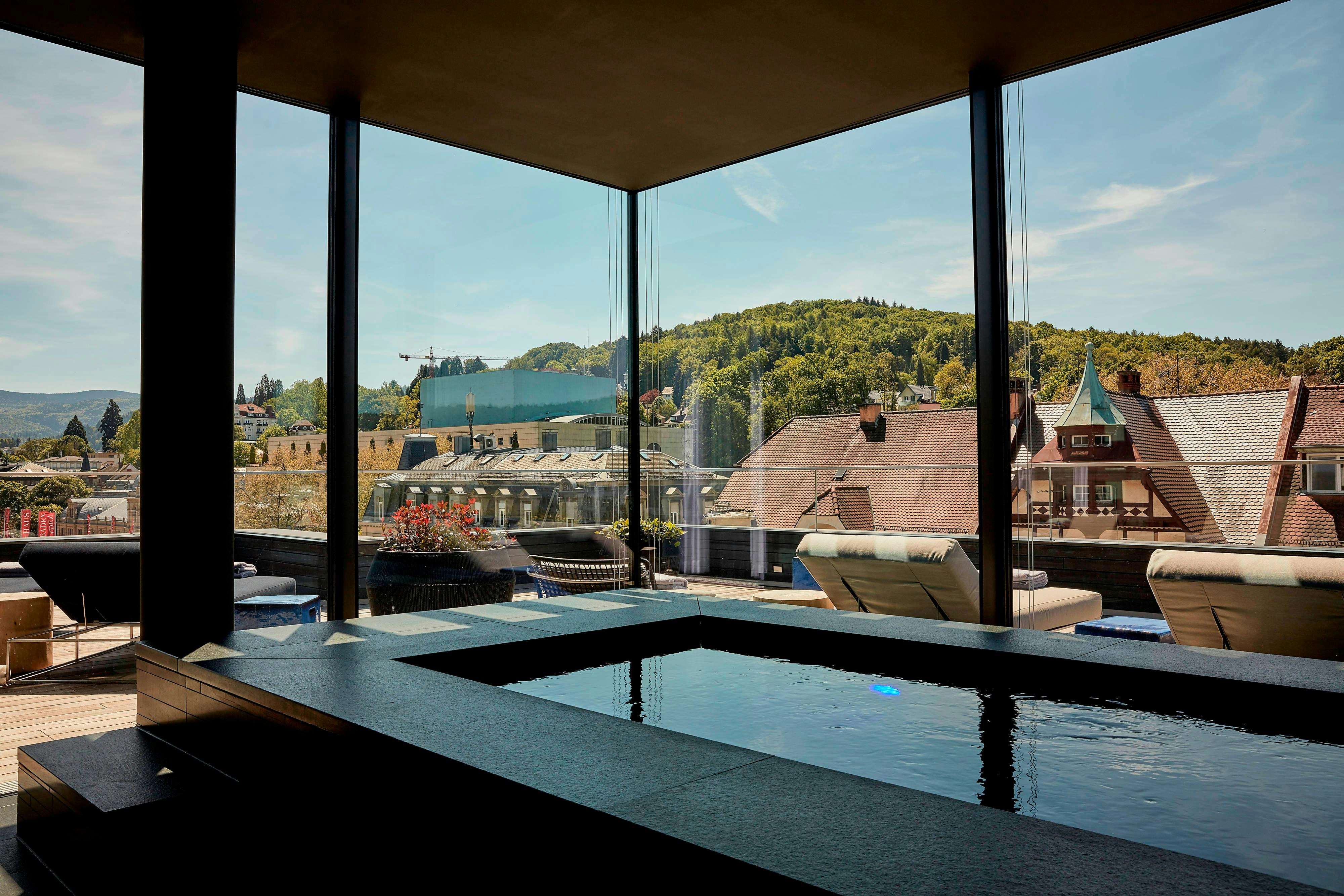 Roomers Baden Baden Autograph Collection 21/74