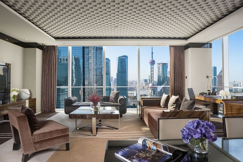 Regent Pudong Shanghai 36/84