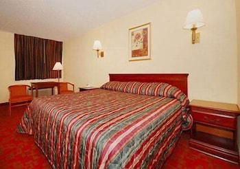 Rodeway Inn Prattville I-65 13/32