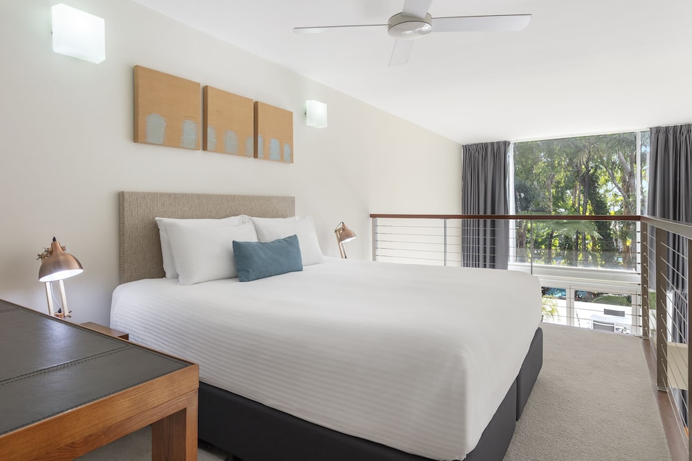 1 BEDROOM, LOFT, APARTMENT