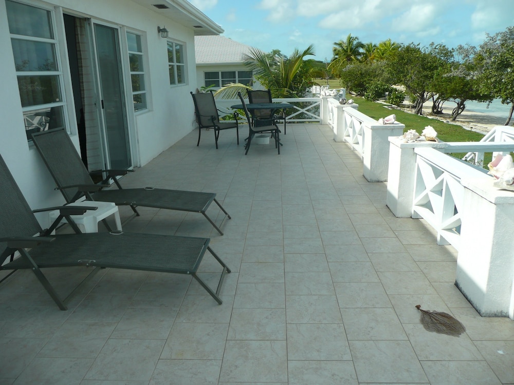 Cottage Cut Villas 9/28