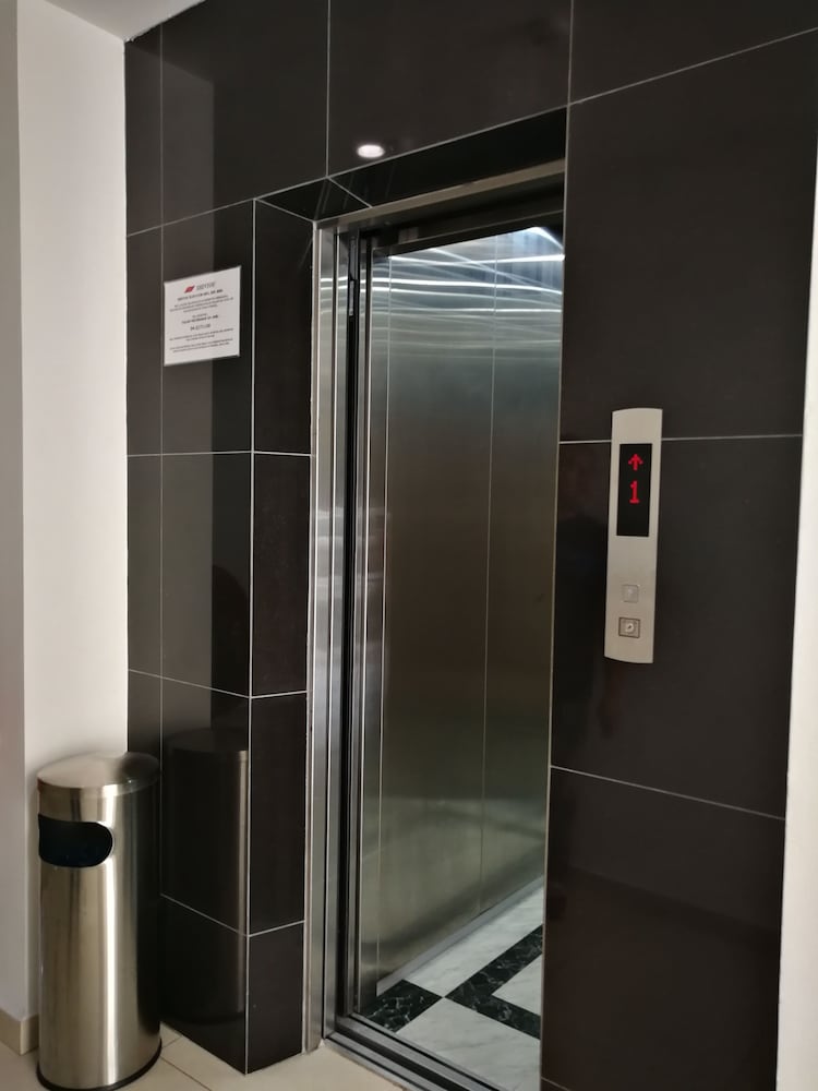 Hotel Alpha 31/58