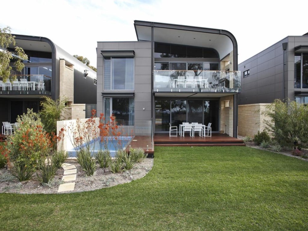 AQUA RESORT BUSSELTON 2/50