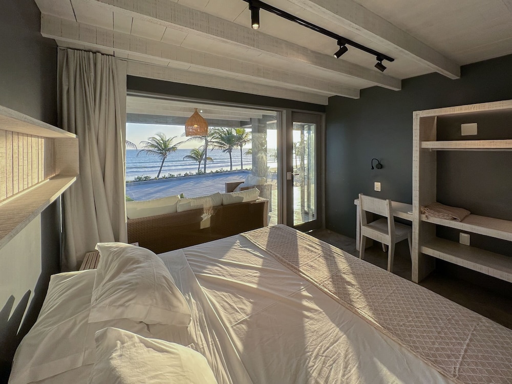 Club de Mar Condo Hotel 8/50