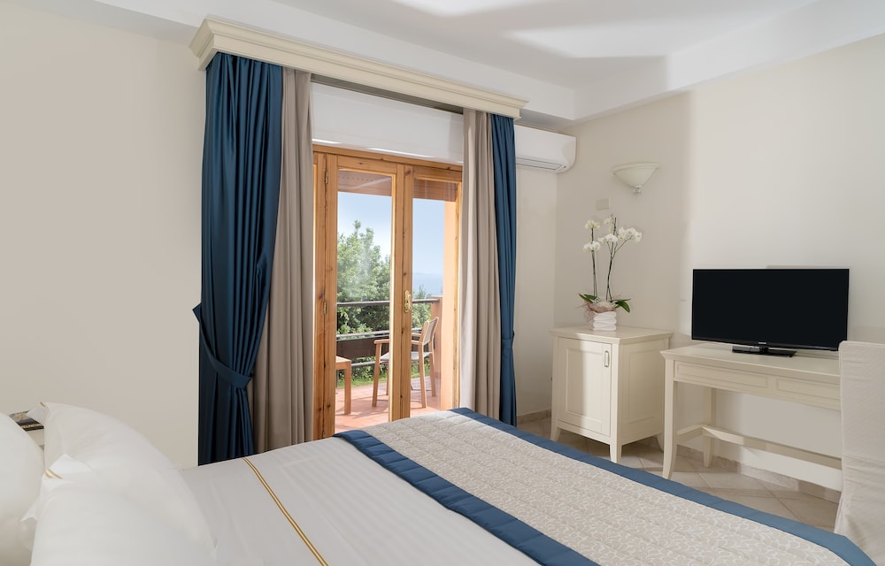 Hotel Torre Di Calapiccola 10/74