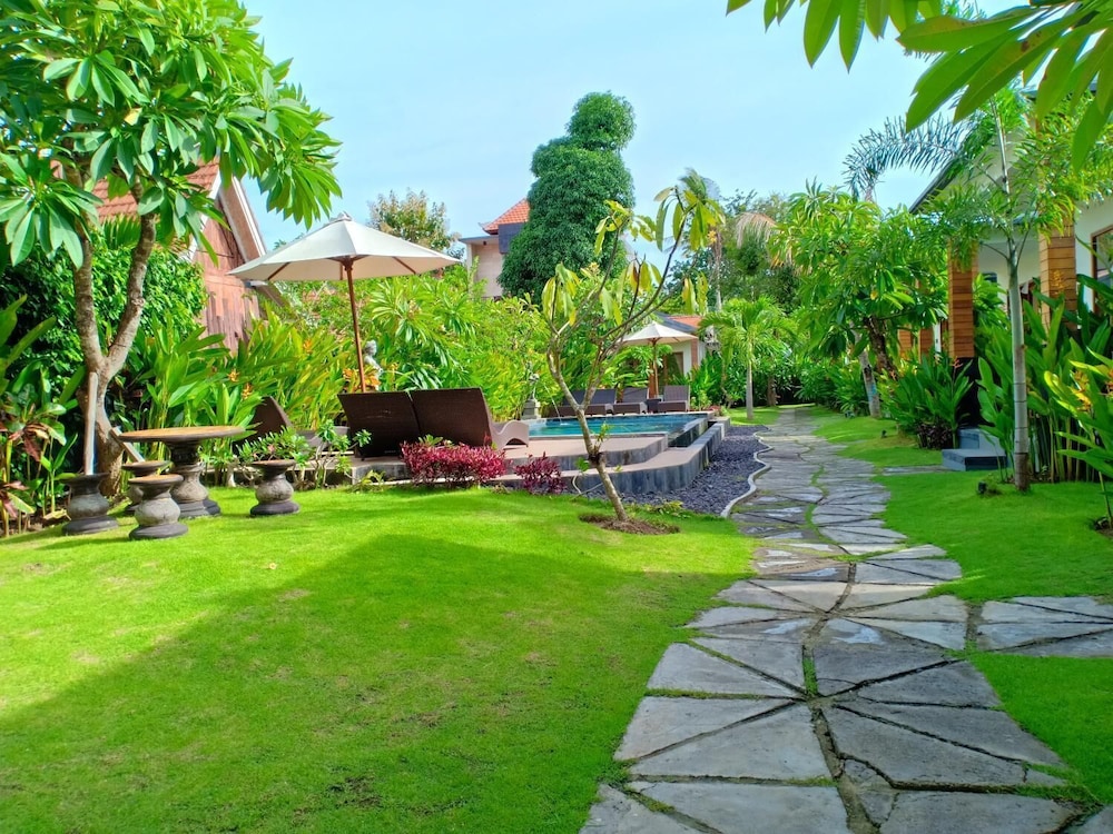 Singabu Bungalows 45/50
