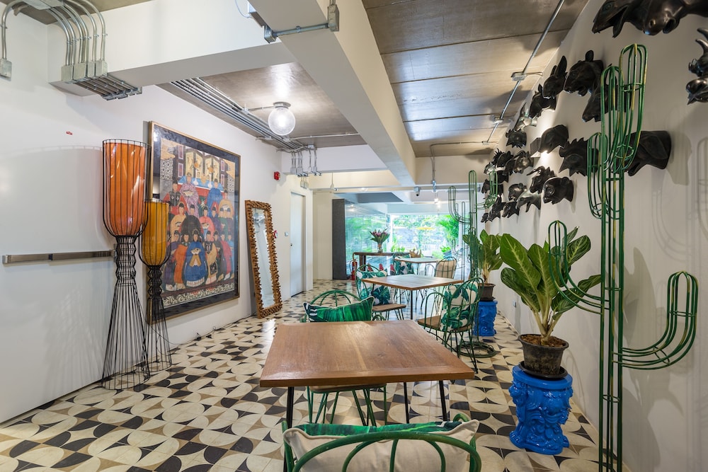 River Art Hotel 49/73