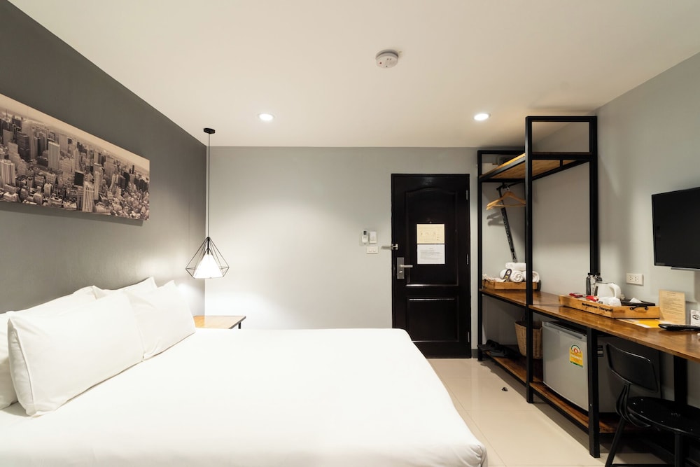 North Inn Town 19/51