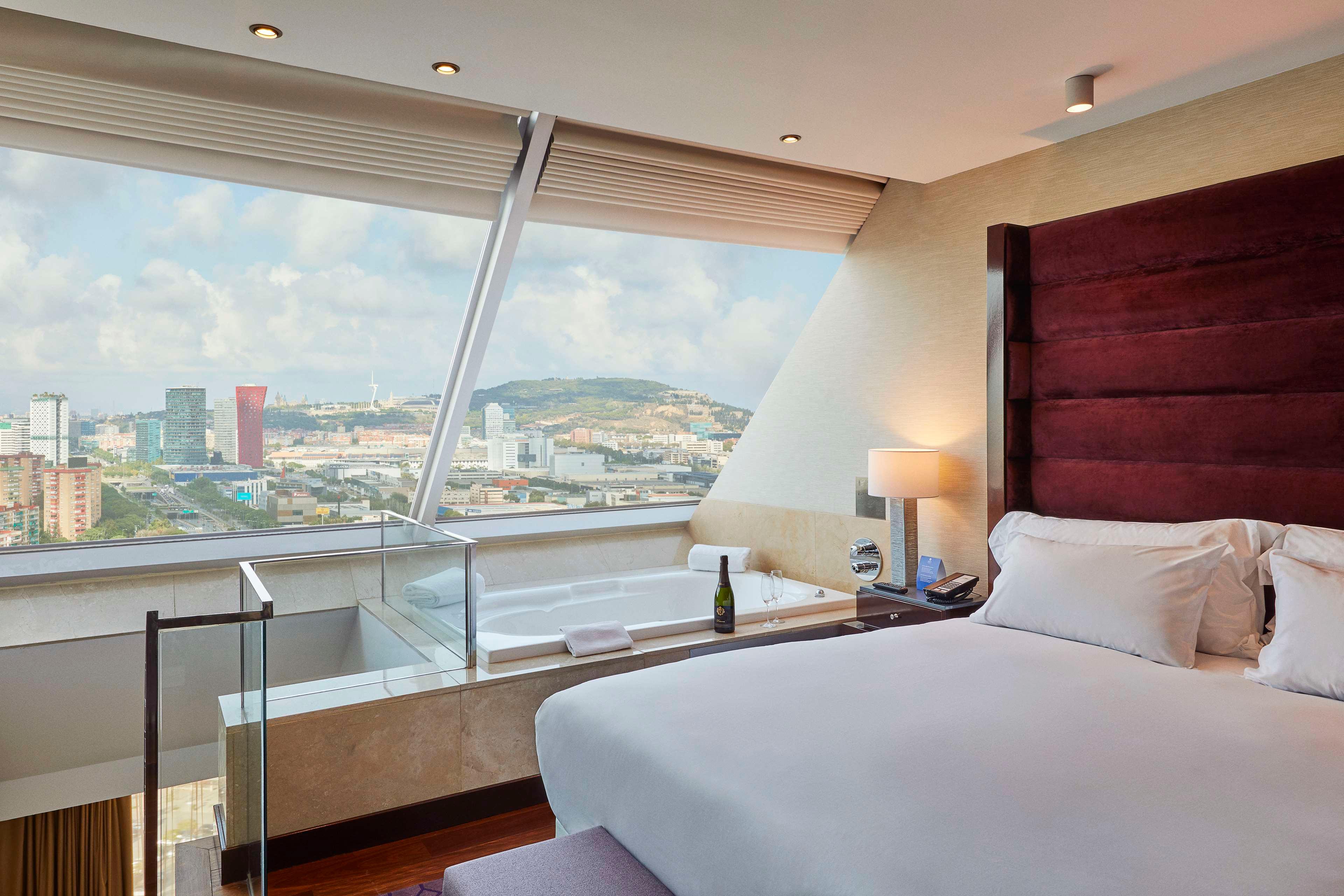 Duplex, City View