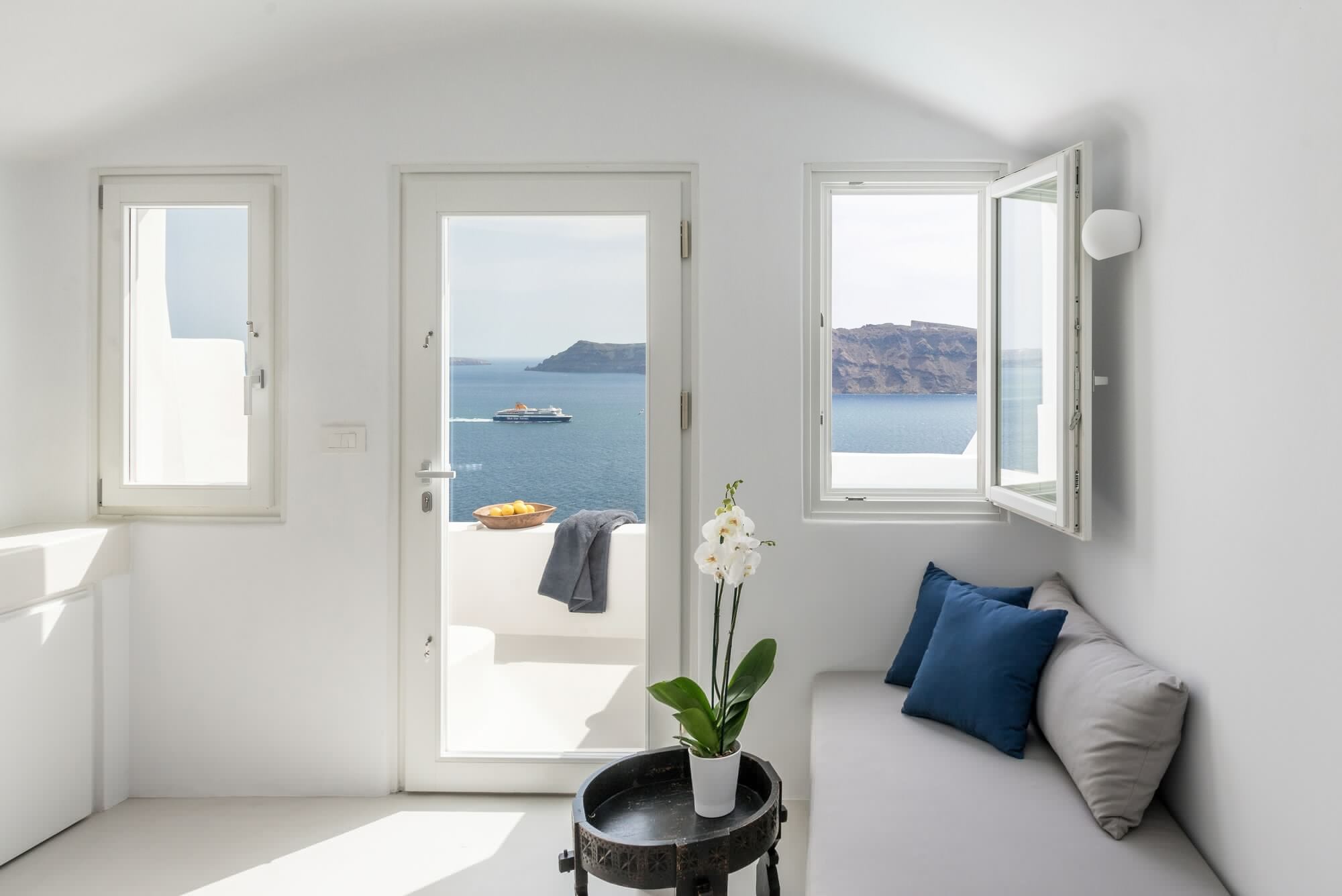 Honeymoon, Petite, Suite, Queen Bed, Sea View, Hot Tub