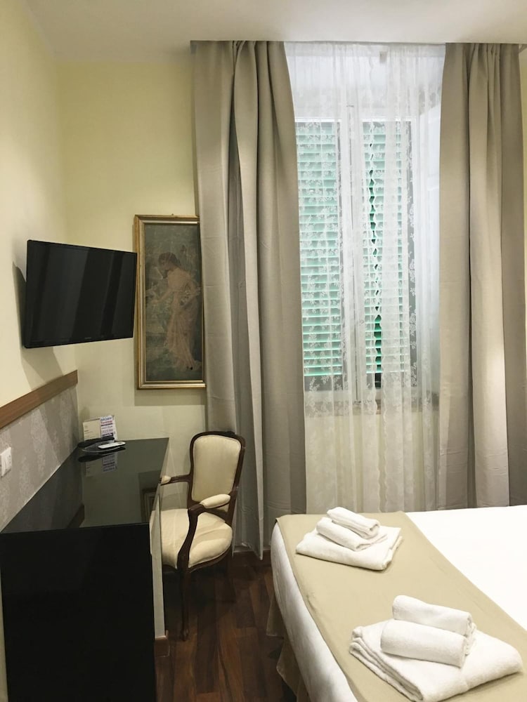 Hotel Moderno 37/50