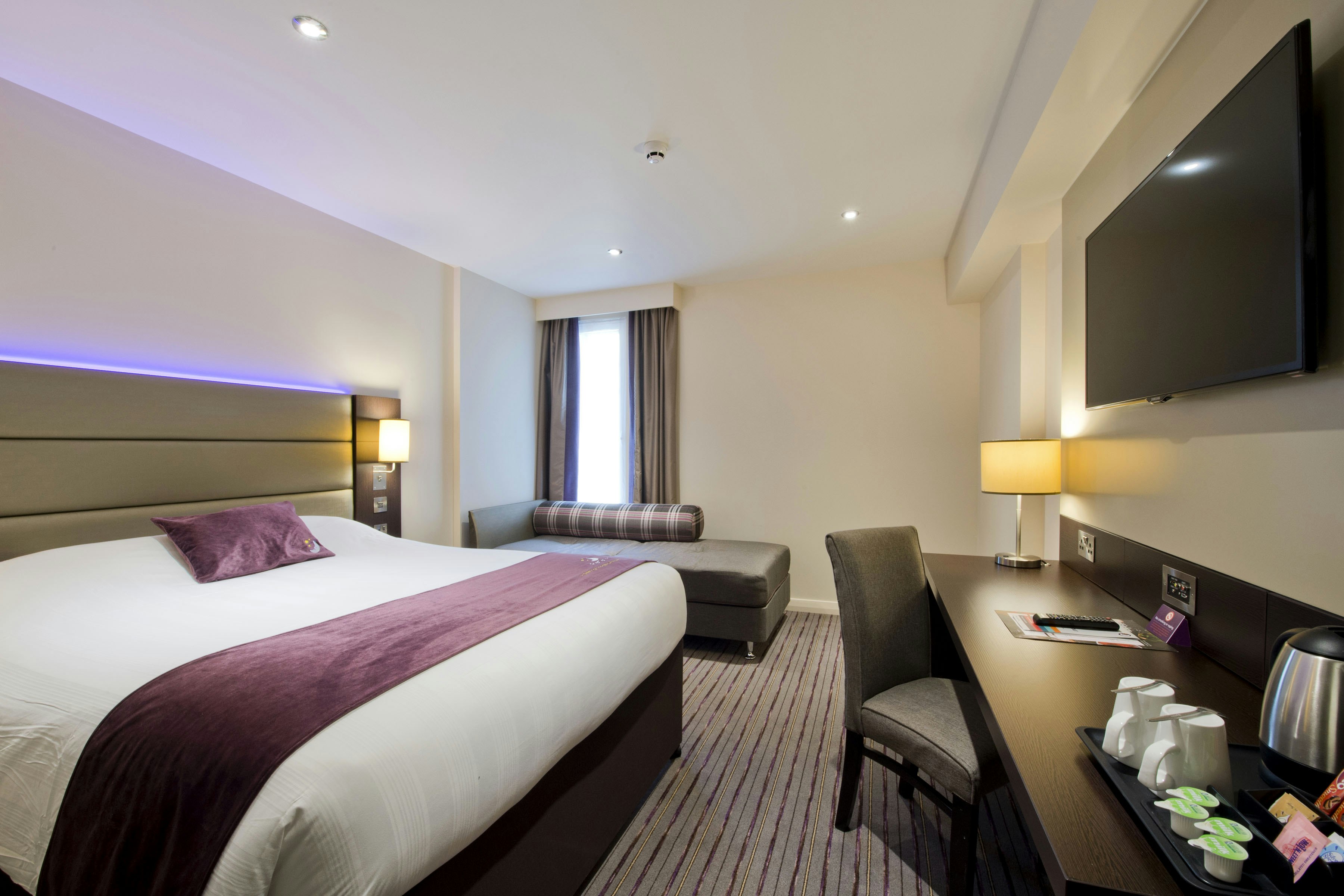 Premier Inn London Southwark (Borough High St) 15/35