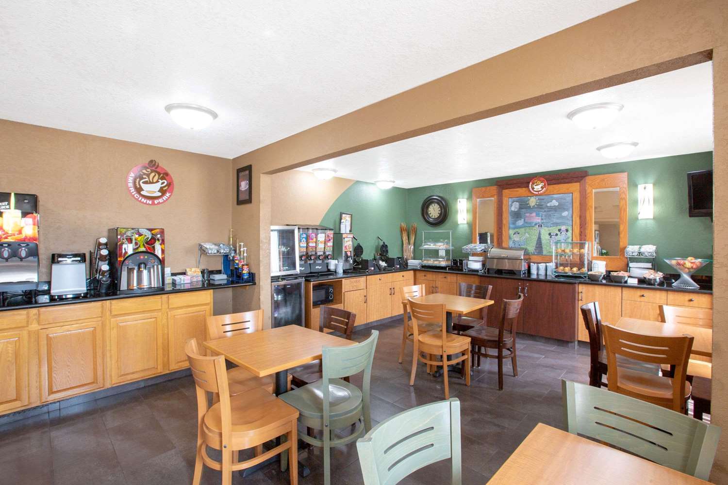Quality Inn Council Bluffs I-80 4/5