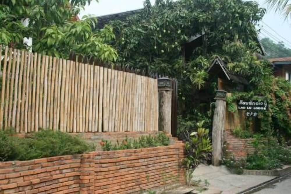 Lao Lu Lodge 6/91