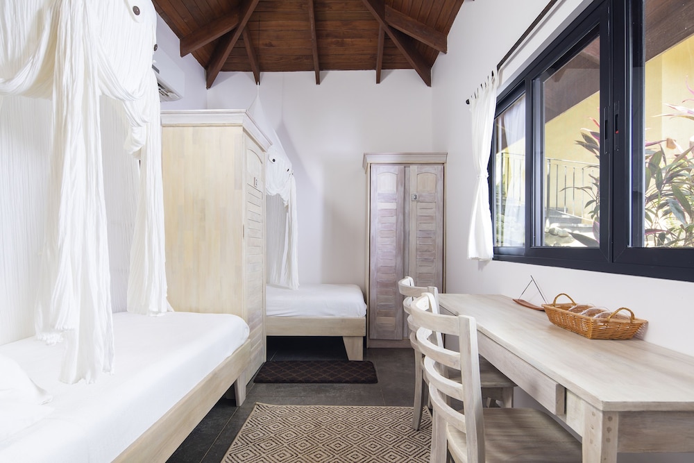 Bodhi Tree Yoga Resort 50/76