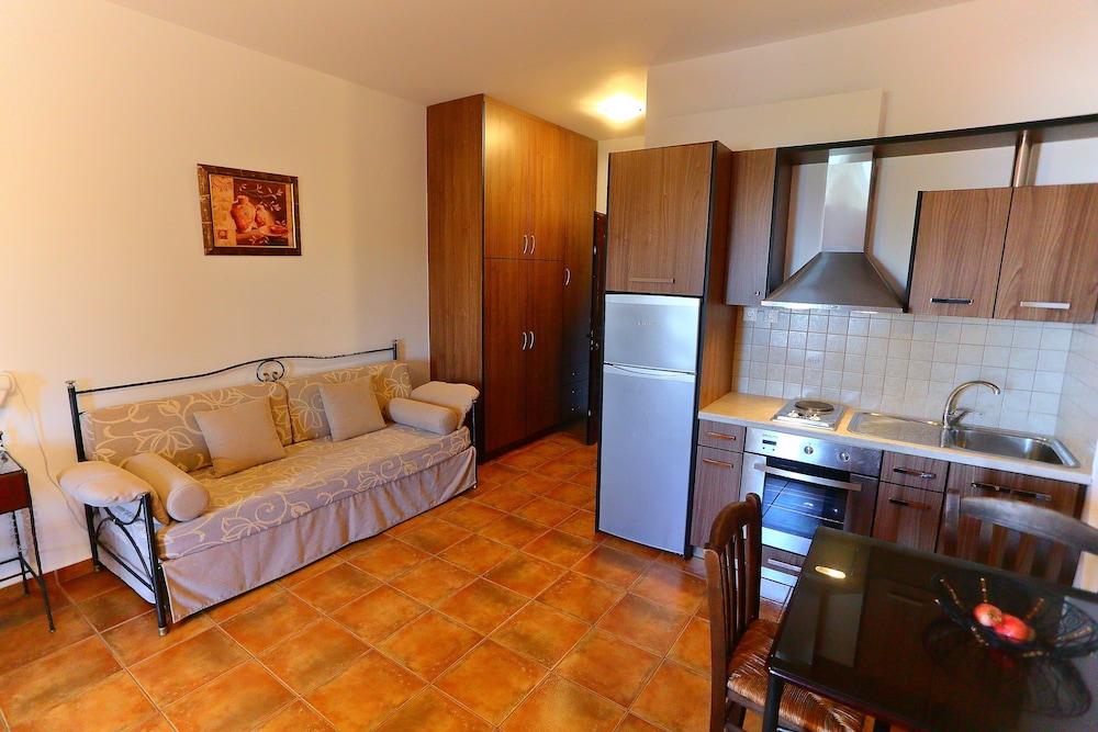 Vathi Hotel 23/50