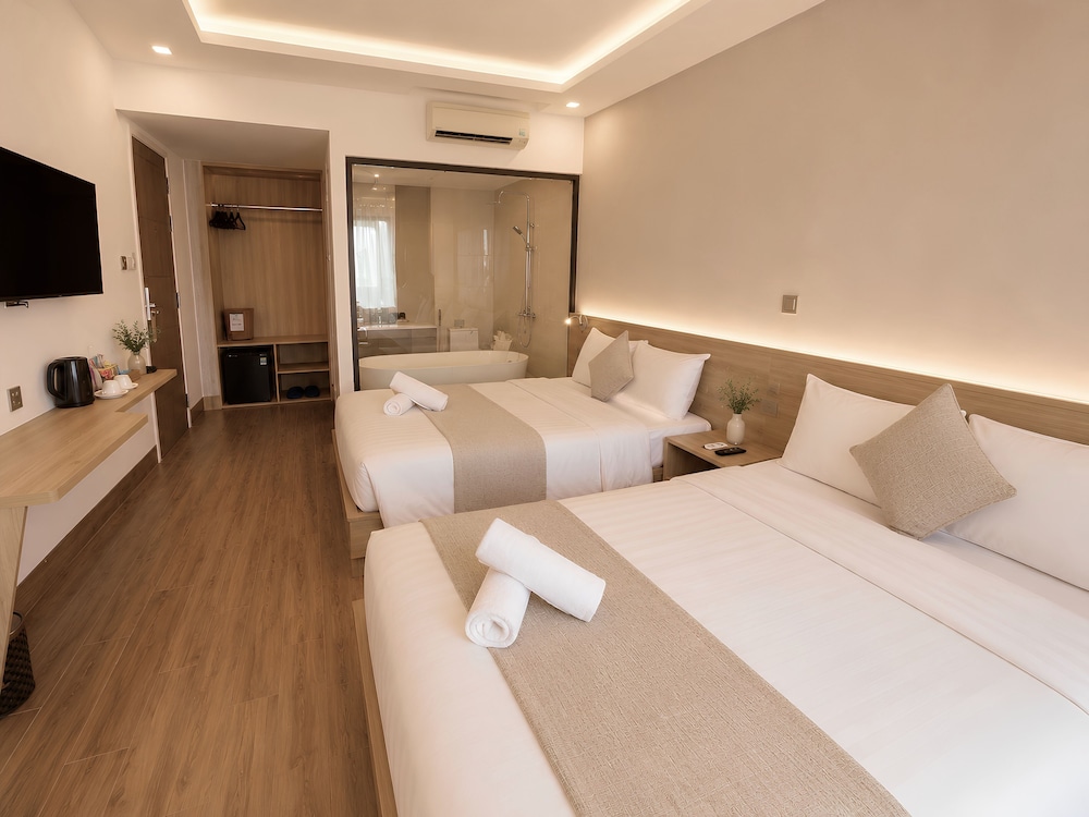 Raon Danang Beach Hotel 31/73
