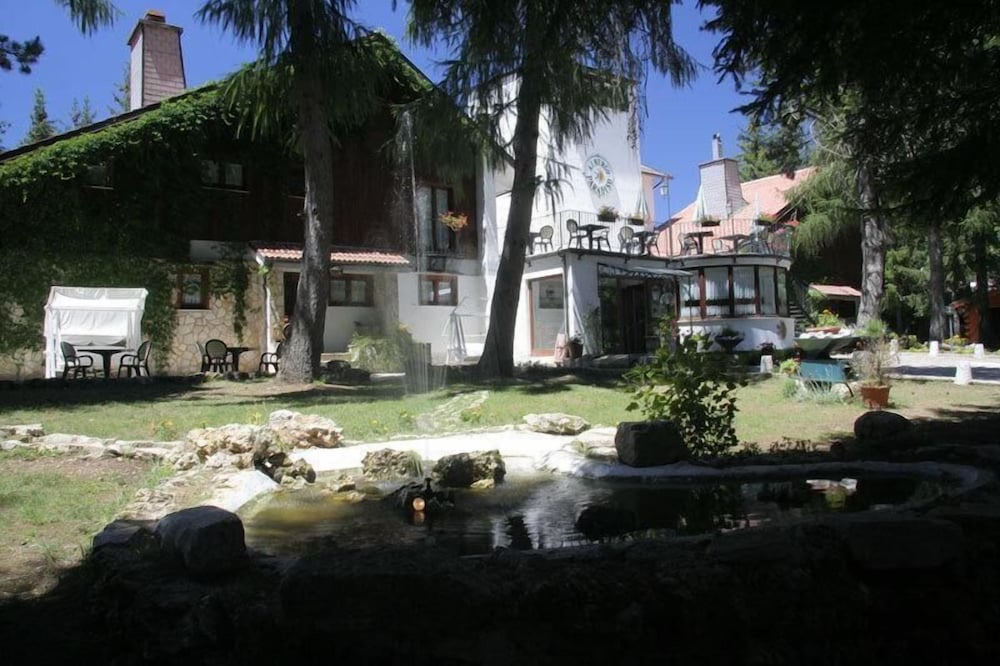 LH Albergo Il Paradiso 26/38