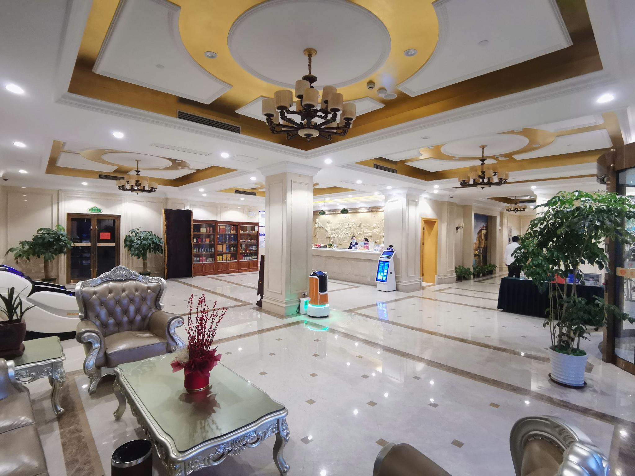 Vienna Hotel (Shanghai Beiqiao Metro Station) 10/29