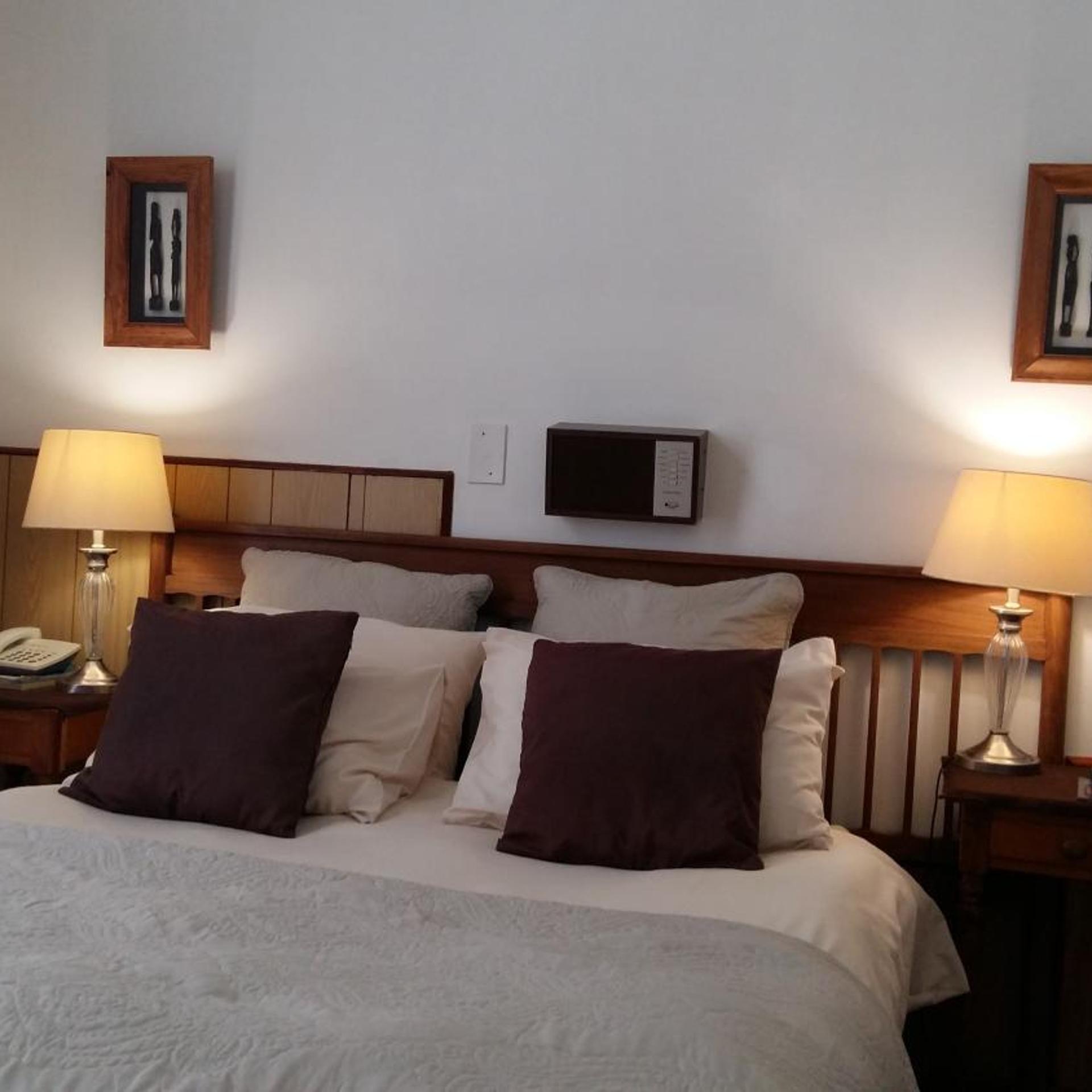 Albertinia Hotel 24/50