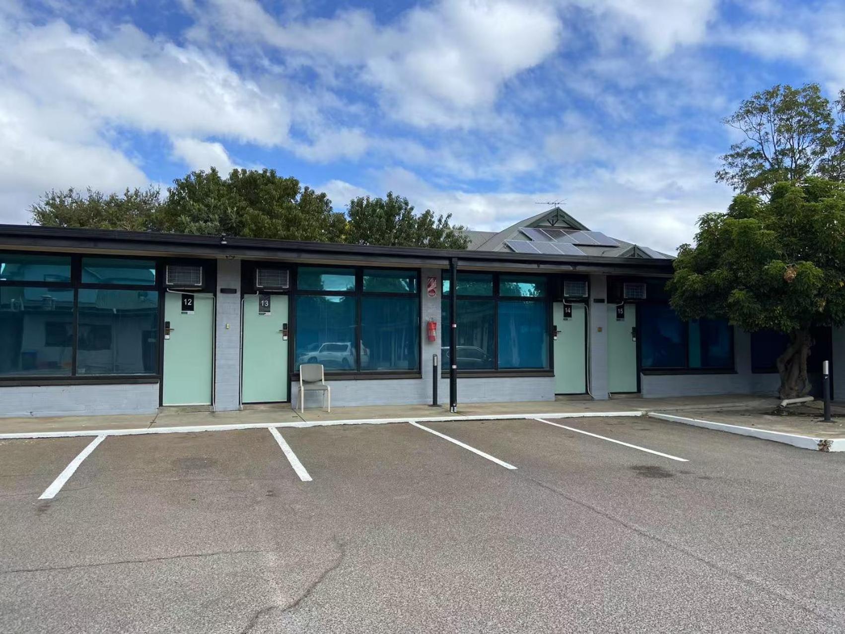 Jasper Motor Inn 36/50