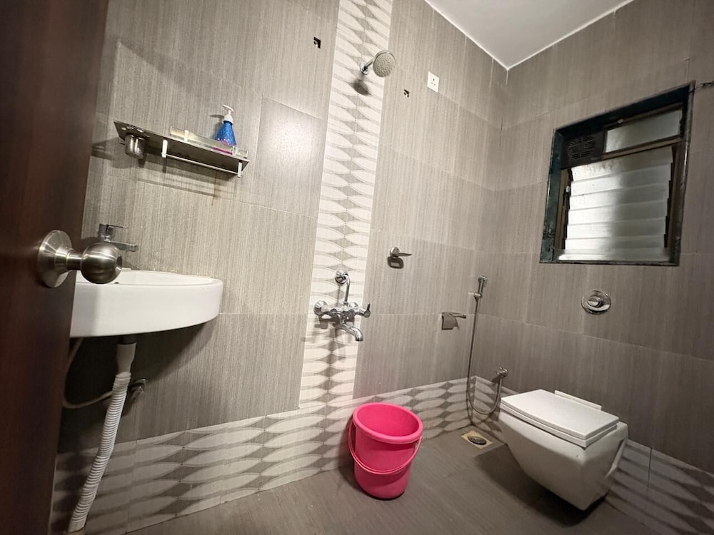 Hotel Bramha Inn 43/45