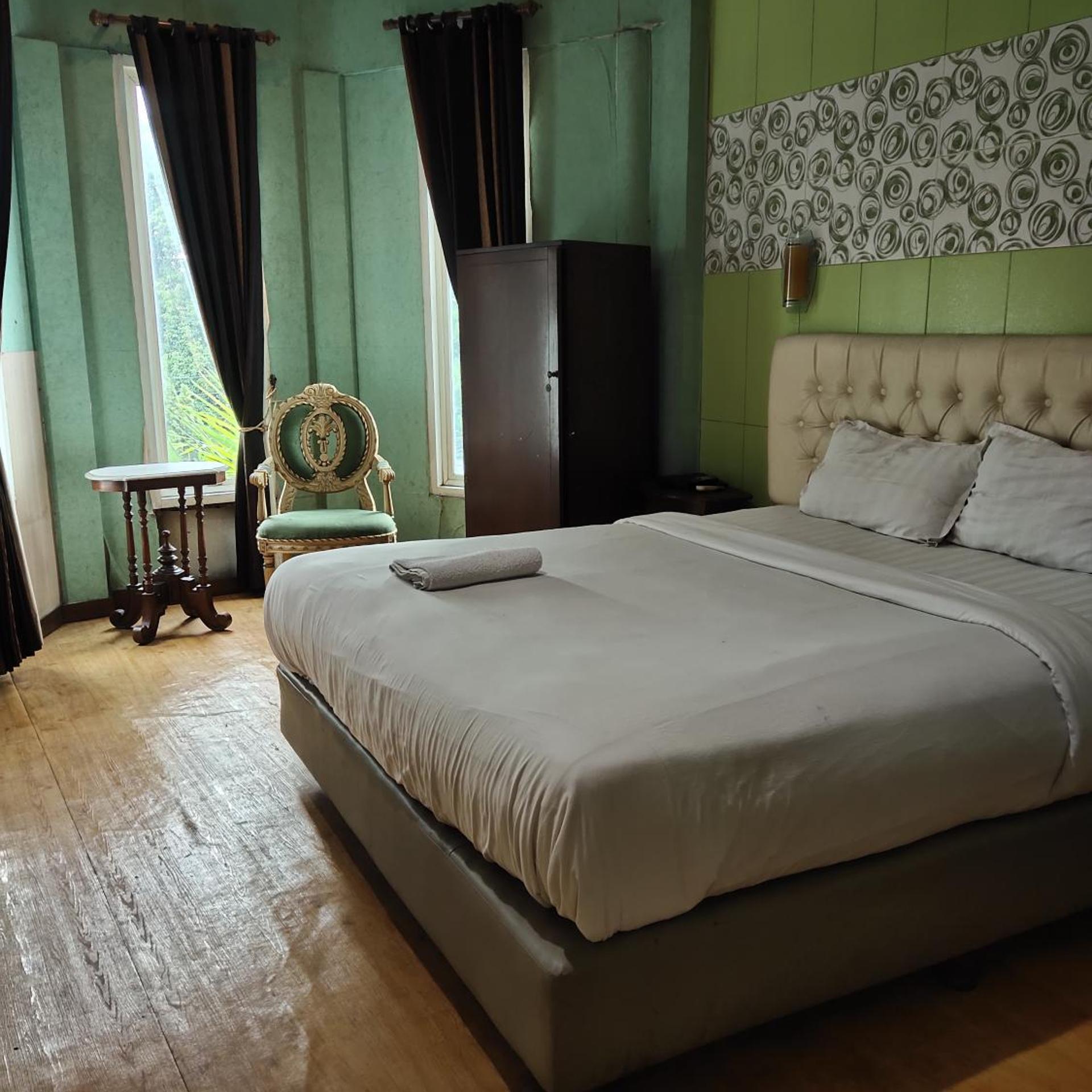 OYO 1239 Mojokerto Classic Homestay 7/41