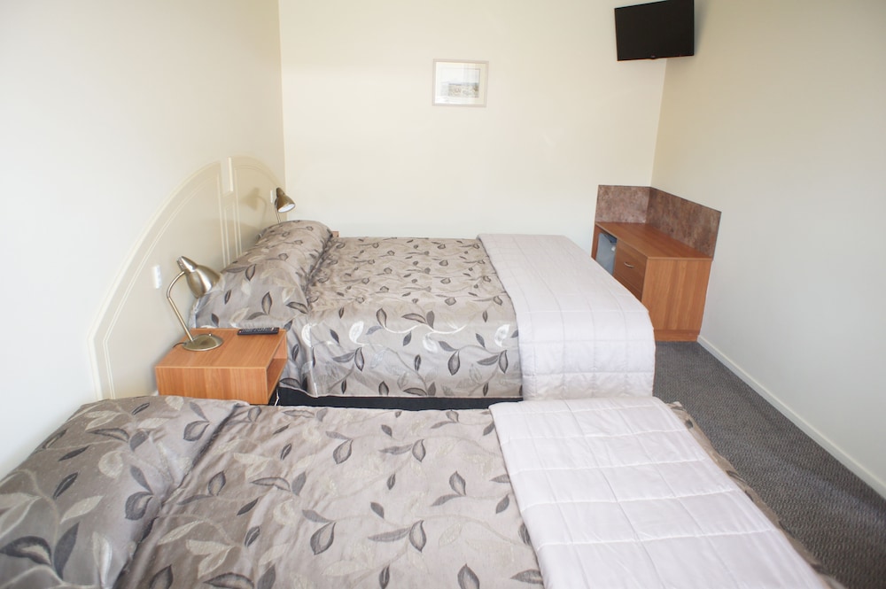ROOM, DOUBLE BED, ACCESSIBLE