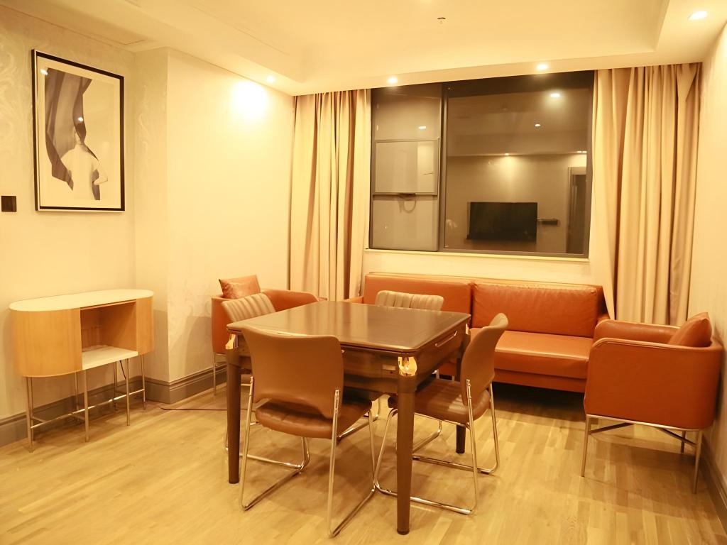 Lano Hotel (Guiding Yongchao Pedestrian Street) 45/54