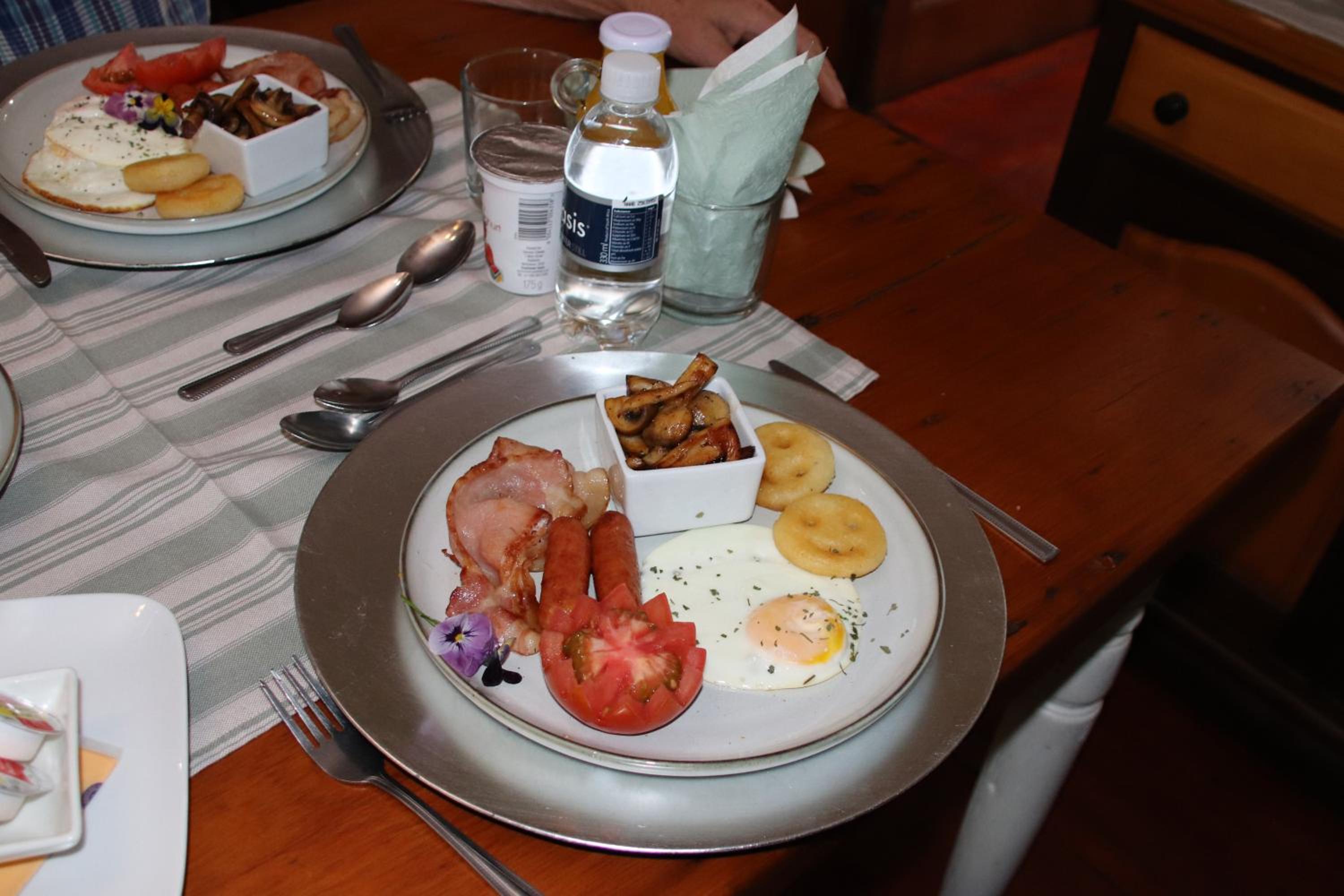 Top House Bed & Breakfast 10/15