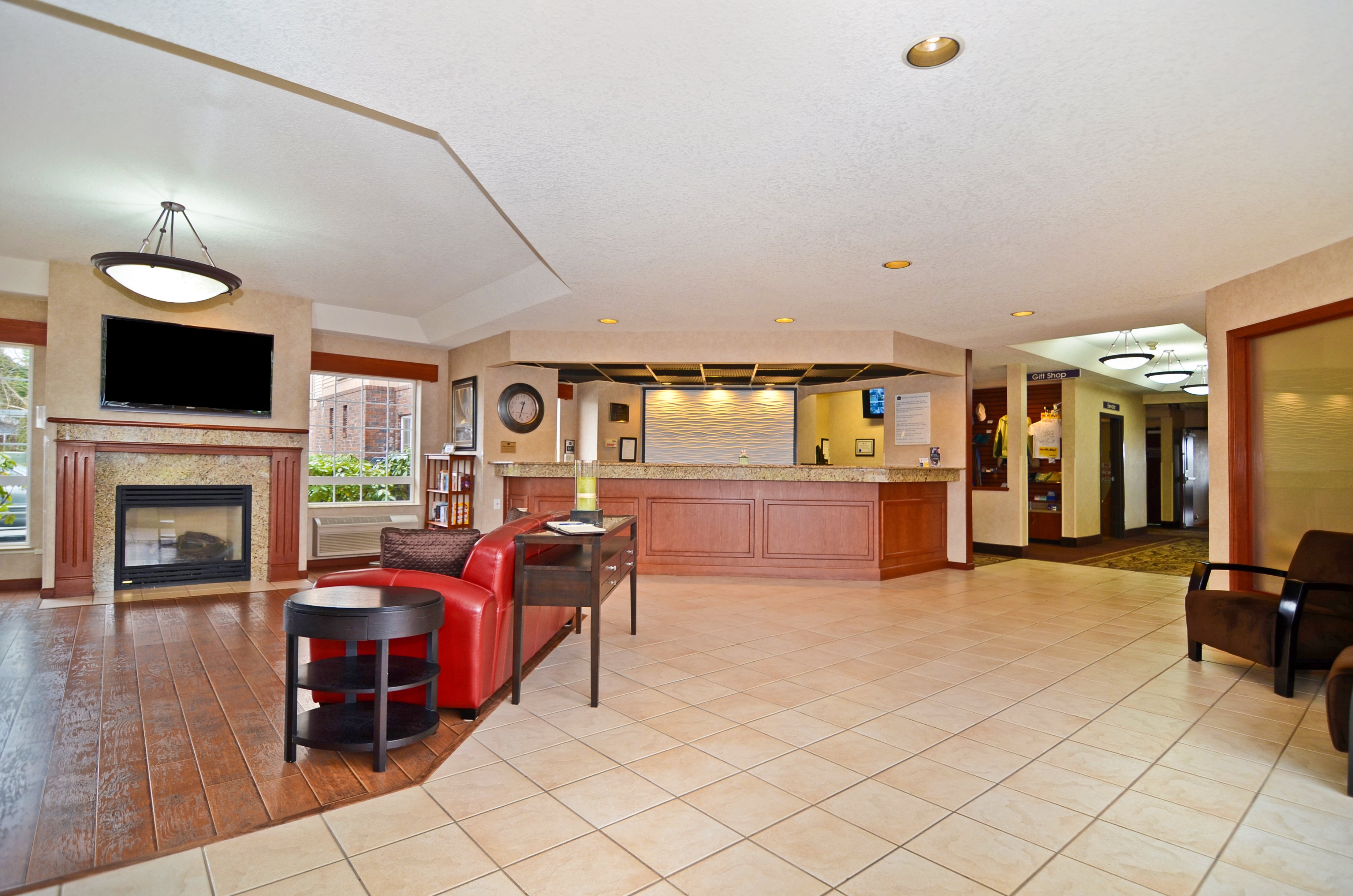 Best Western Plus Park Place Inn & Suites 10/76