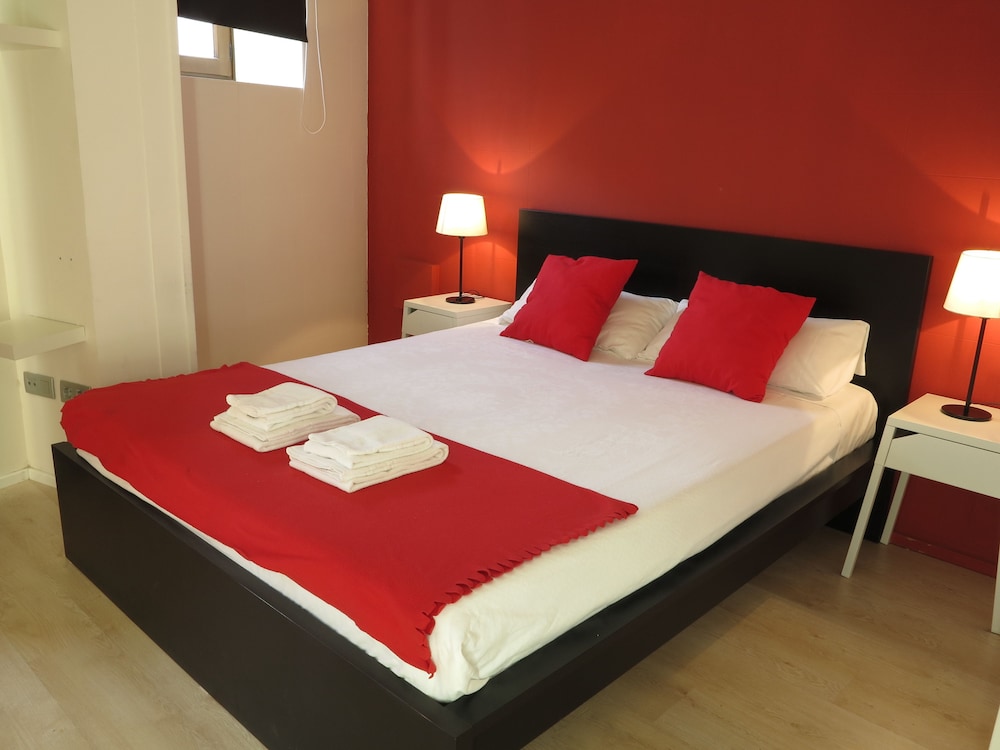 Hulot Hostal Valencia 5/20