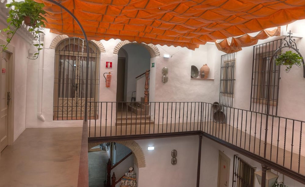 Los Patios 6/39