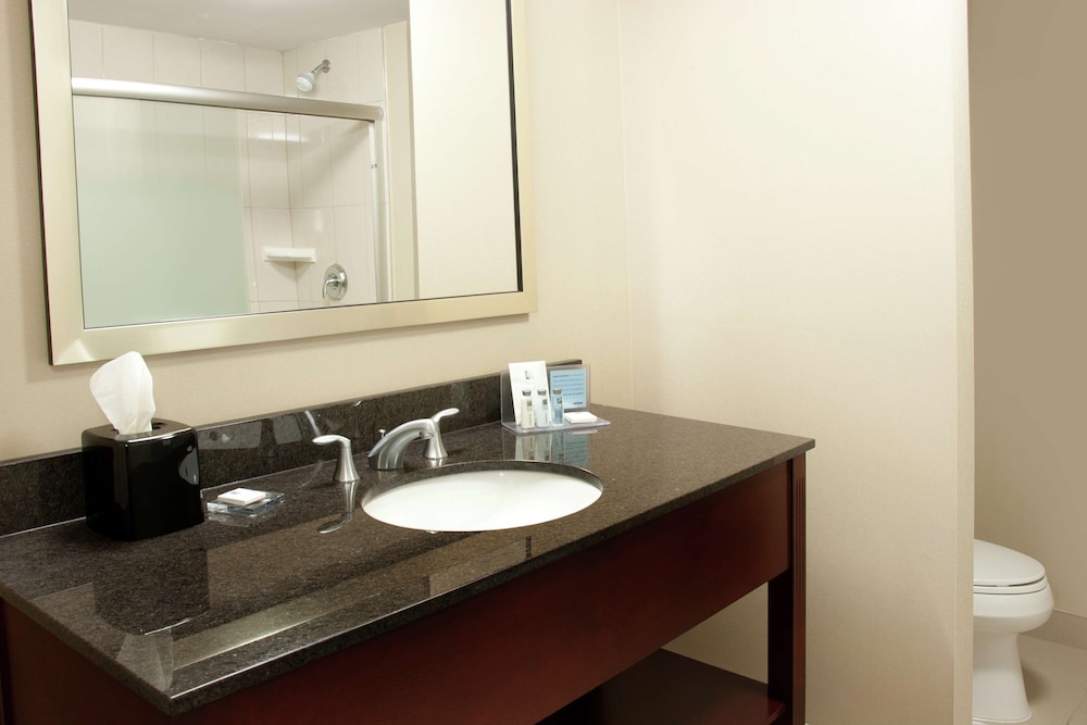 Hampton Inn By Hilton Brampton Toronto 13/50