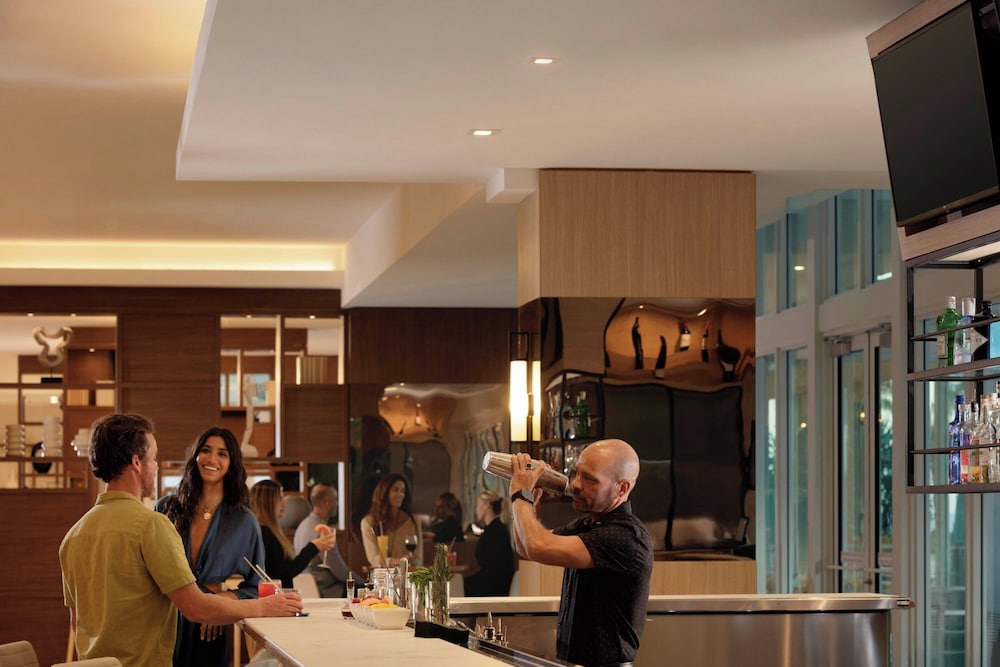 AC Hotel by Marriott Fort Lauderdale Beach 9/47