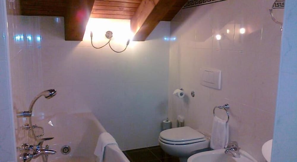 Art & Hotel Aeroporto 39/41