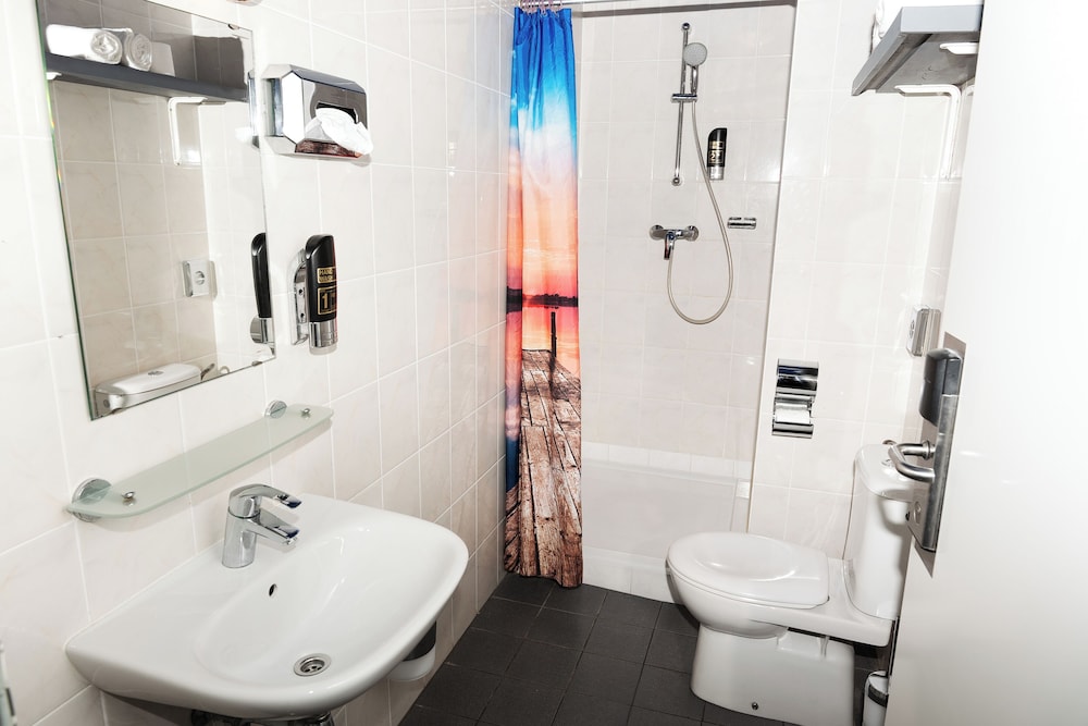 DESIGN, STUDIO, SUITE
