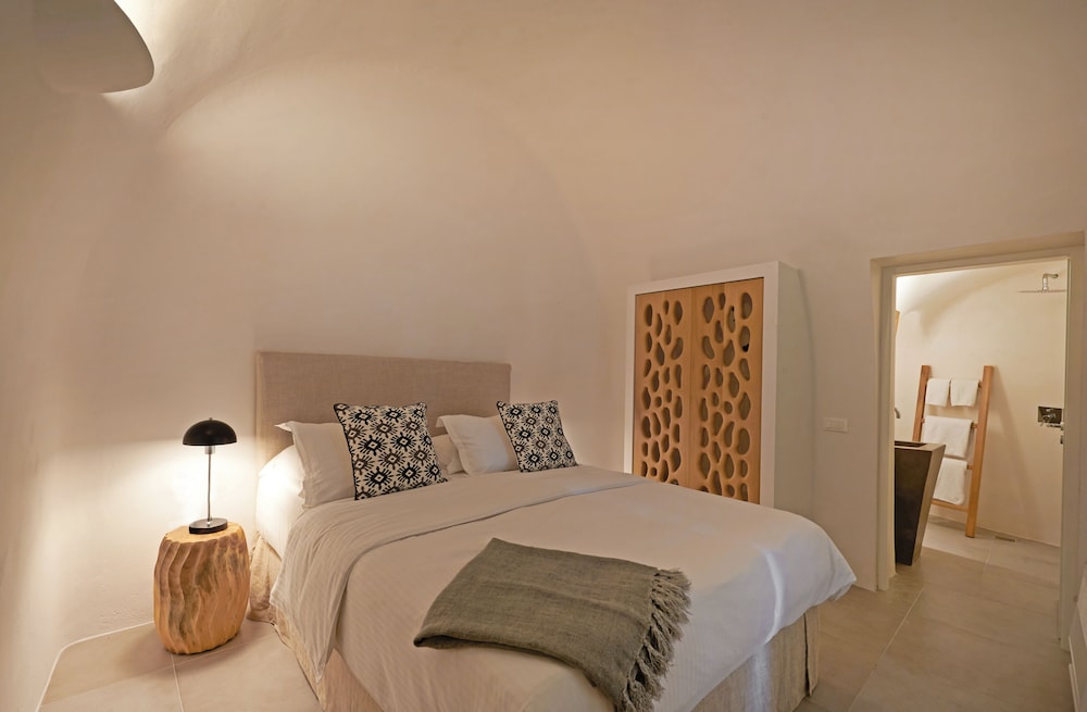 Native Eco Villas Santorini 6/35