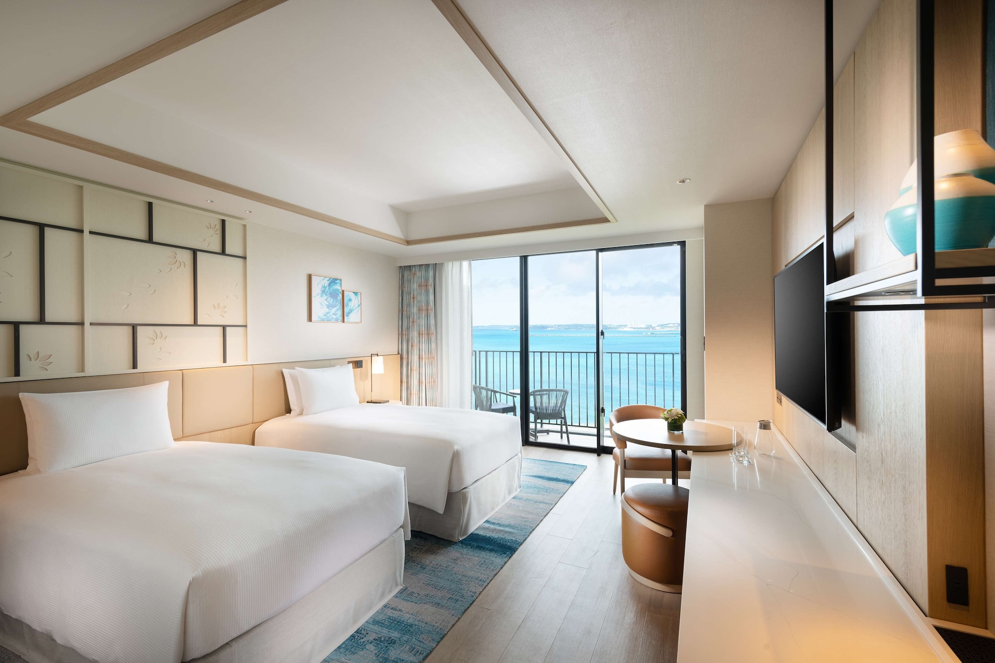 EXECUTIVE, TWIN BEDS, HARBOUR VIEW