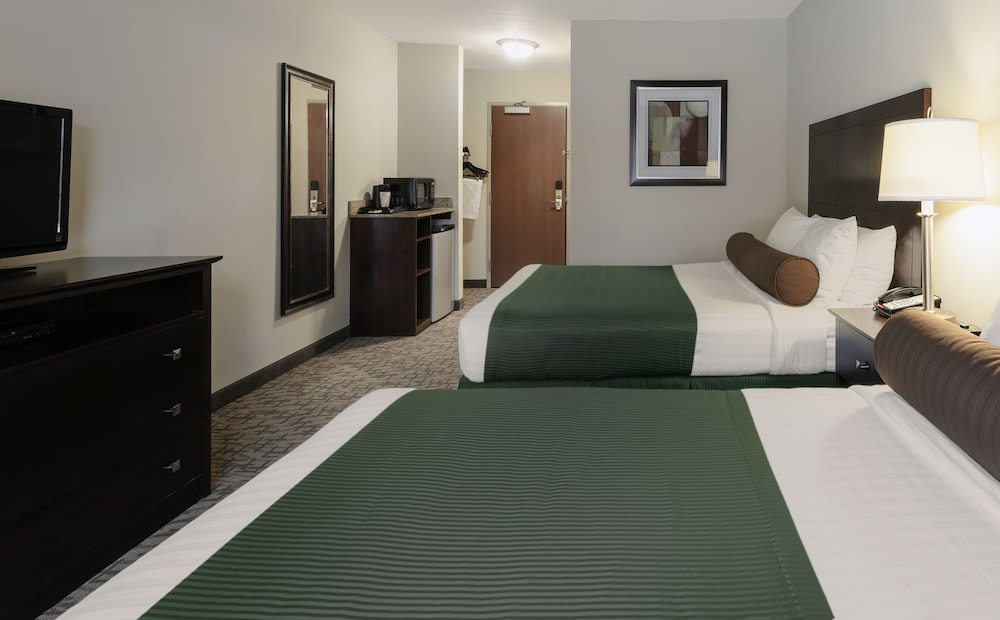 Cobblestone Inn & Suites Durand 22/45