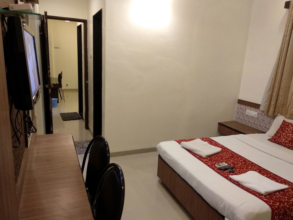 Hotel Sai Grand Castle Inn 18/38