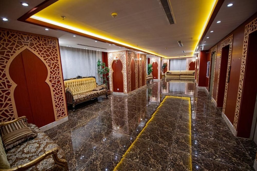 ميركيور جراند أم القرى(Misk Umm Al Qura Hotel) 15/38
