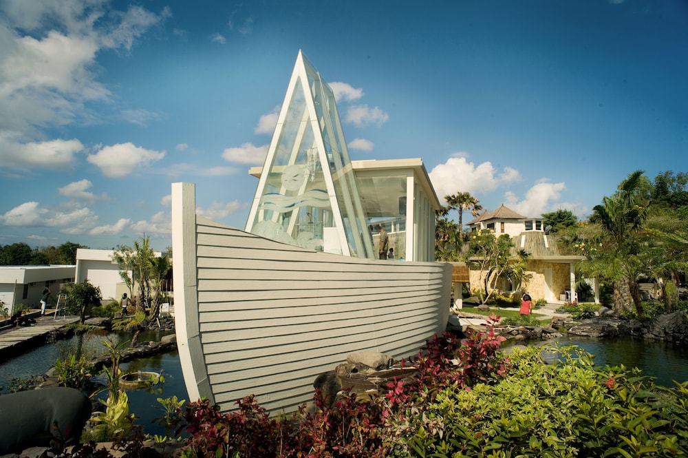 Noah Villa and Chapel 7/63