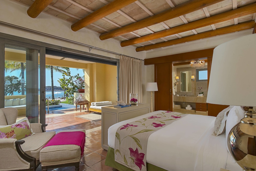 St Regis Punta Mita Resort 11/76