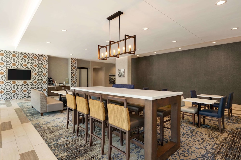 La Quinta Inn Suites By Wyndham Rock Hill 54/61