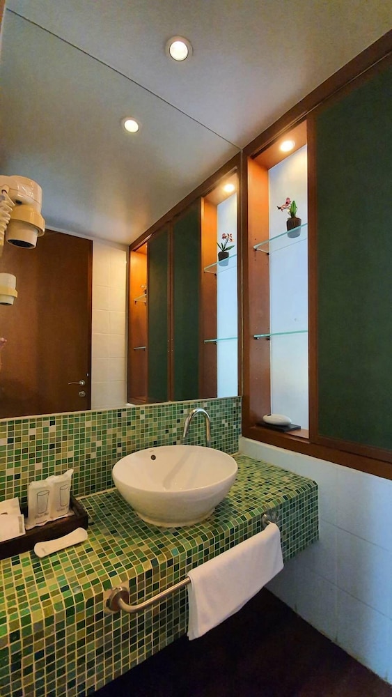 Mission Hills Golf Resort and Spa 49/50