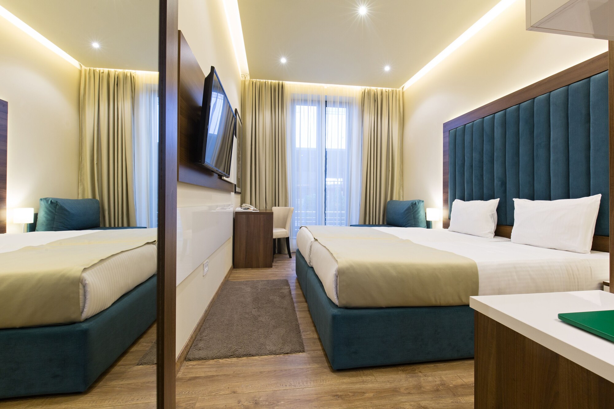 STANDARD, DOUBLE OR TWIN BED